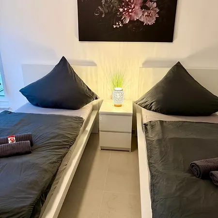 Апартаменты Mira 2